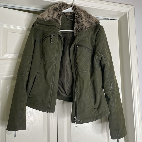 army green jacket - Picture 2 of 4